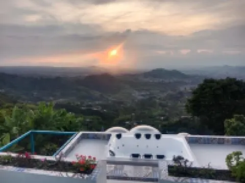 ホテル バルコン デル シエロ ドスケブラダスのホテル