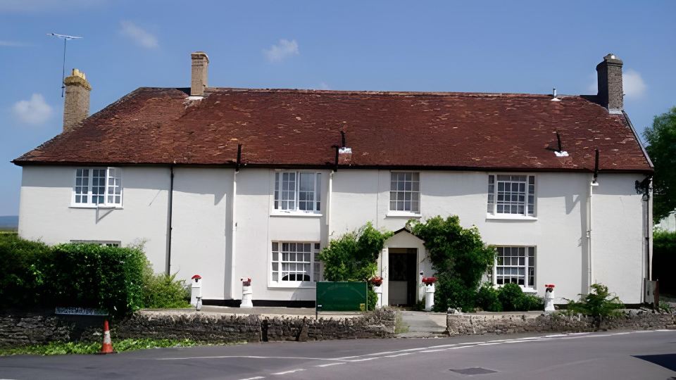 Meryan House Hotel