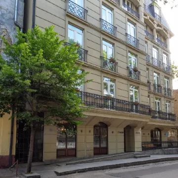 A5 Hotel