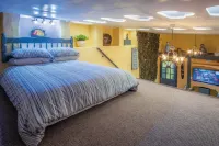 Clouds - 1 Bedroom Holiday Home - Milford Haven Hotels near Milford Haven Museum