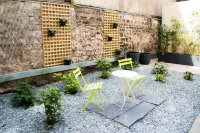 Excelsior Batignolles Hotels near Palais de la Découverte