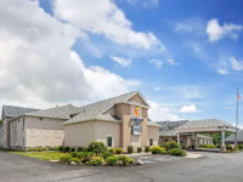 Comfort Inn Splash Harbor Hotels in Bellville