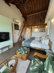 Roconia Terrace
