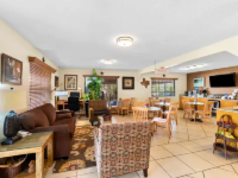 Best Western Llano Hotels in Llano