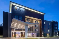 La Quinta Inn & Suites by Wyndham Greensboro Arpt High Point Hôtels à : Kernersville