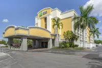 Holiday Inn Express Cape Coral-Fort Myers Area Hotels in Lee County