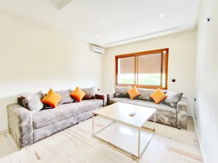 Les Belles Residences ''E''
