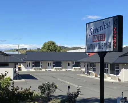 Riverlea Motel Hotels in Gore