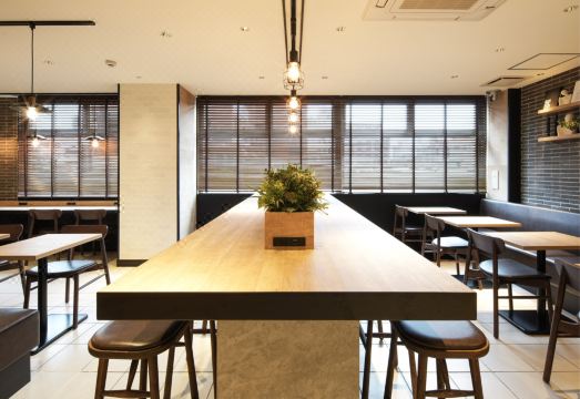 SUPER HOTEL Oita Nakatsu Station의 현대적인 인테리어