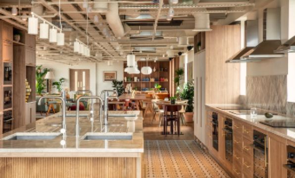 7. 아크 웸블리..