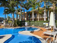 Beaches Serviced Apartments - 4-Star