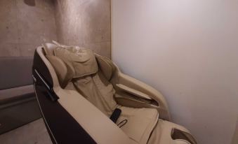 Hotel Stay 38