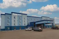 Days Inn & Suites by Wyndham Fort Saskatchewan Hotels in der Nähe von Fort Heritage Precinct