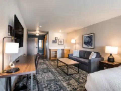 Four Points by Sheraton Elkhart Hotels in Elkhart