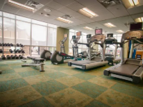 スプリングヒル スイーツ カントン ジャクソンのホテル