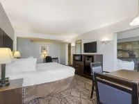 Best Western Plus Longbranch Hotel  Convention Center Hotels in Marion