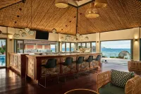 Sheraton Resort & Spa, Tokoriki Island, Fiji - bar