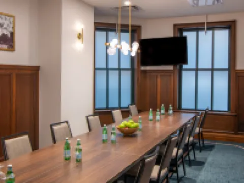 Hilton Garden Inn Flint Downtown Hotels in Flint