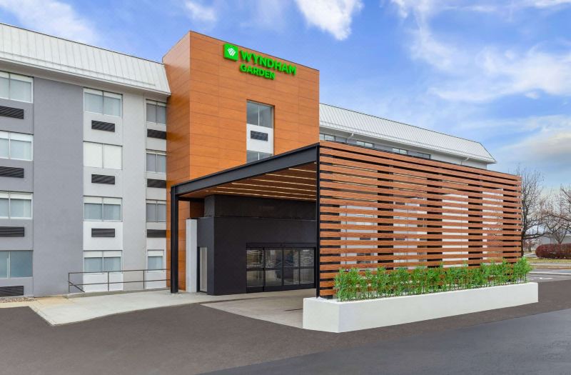Wyndham Garden Louisville East