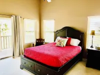 Family Friendly House!  Great Mountain Views!   Sleeps 14