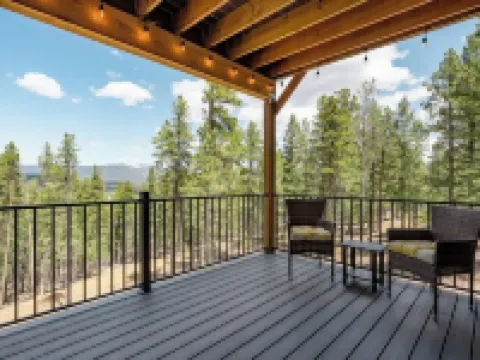 PET-FRIENDLY LUXE Mtn Retreat, Hot tub, Firepit w/EPIC views, Red Rock, Rafting Hotels in Bailey