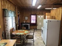 TUG HiLL Cabin on Twin Pond Farm