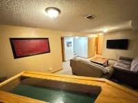 The All Inn: Spacious 3-Bedroom Home 1 Minute from Shattuck-St. Mary's School!