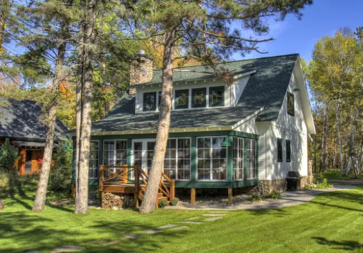 Newly Constructed Lakeside Cottage-Heavenly Porch-2 Fireplaces-Includes Pontoon!