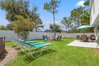 Spotless Villa! Pool Firepit-15 min to beach! Huge family Home Hotels in Flagler County