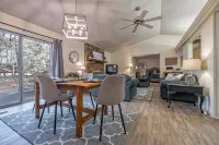 Golf Lover's Getaway! Cozy 2Br/2BA Townhome, Walk to DeSoto Golf Club! Hotels in Hot Springs Village