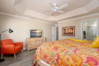 Everything! 3/2, FREE golf & 4-seat cart, Resident passes, pets, near Brownwood