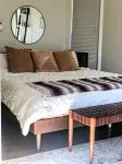 Hummingbird House - Scenic Peaceful Foothills Getaway only minutes from downtown
