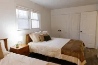 "Morning View 3” Cozy Modern Stay - College/Hiking - 3-Star