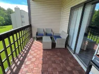 Luxury condo at Mark Twain Lake Hotels in Ralls County