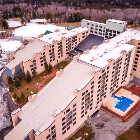 SilverCreek-2 Bedroom, 2 Bath Condo on the slopes w/ night skiing!