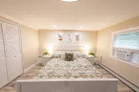 Extra large 1 Bedroom apartment!