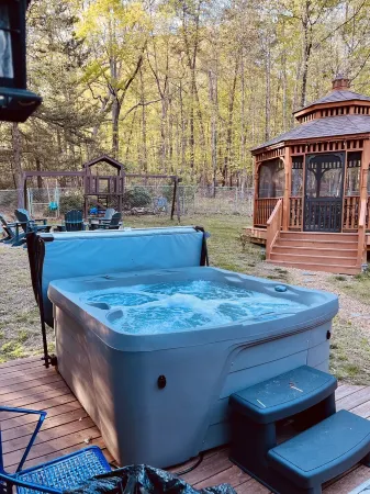 Hot Tub, King Beds, Amazing Location! Отели рядом с достопримечательностью «Lake lure»