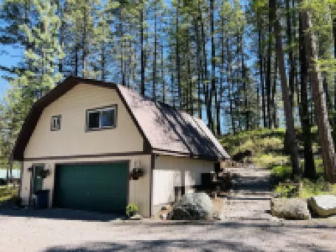 Peaceful Chalet 1 Bdrm King A/C