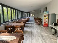 Vira 10 Hotel - Hot Springs