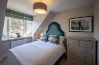 Contemporary Cottage in Ballater Village