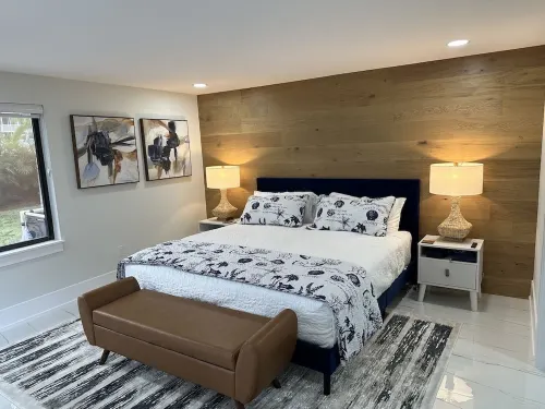 Luxe Oasis Mins to Beaches, Downtown, & Spring Training w/Private Heated Pool Hotels in Sarasota County