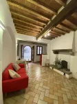 Teo's house is the ideal home for relaxation, centrally located in Anghiari