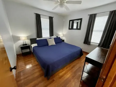 Cozy Council Bluffs Bungalow 10 mins from Omaha