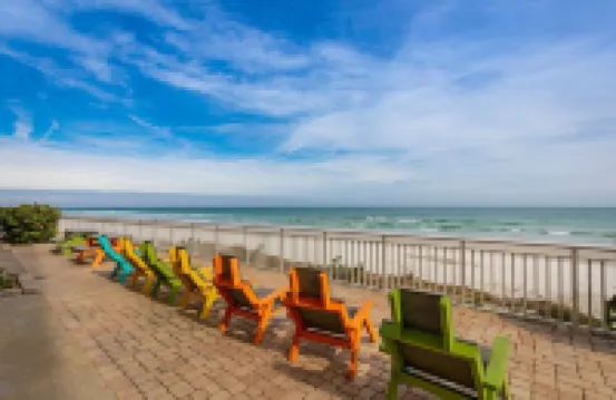 Renovated Condo with Pool on No Drive Beach Hotels in Ponce Inlet