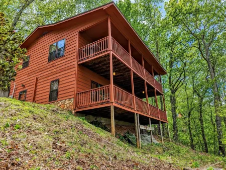 Pura Vida Cabin, 4BR, Hiawassee,GAView of Lake Chatuge and amazing Mountain!