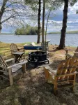 Cozy Cottage on Togus Pond