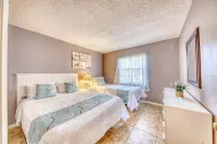 Shorewalk Full Condo Lake View 10min to Beach IMG