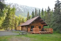 Upper Paradise Log Cabin - Nightly Rental in the Woods