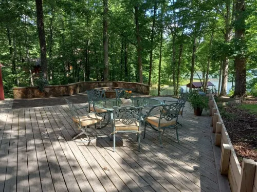 Log Cabin/Cottage on Watts Bar Lake