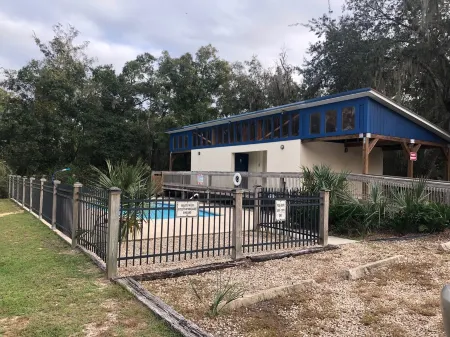 Waterfront Home Located on the Steinhatchee River.